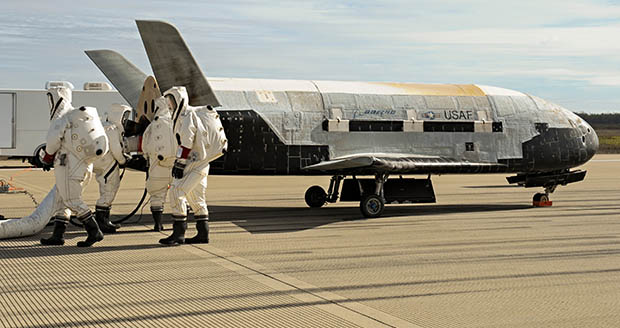 Boeing-built X-37B completes third flight