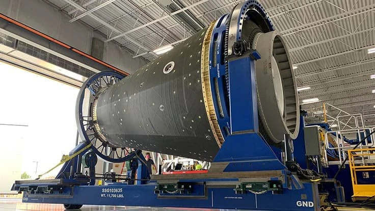 SNC’s Shooting Star transport vehicle for the Dream Chaser spaceplane arrives in Colorado